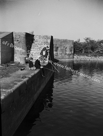 FISHING IN THE SHANNON